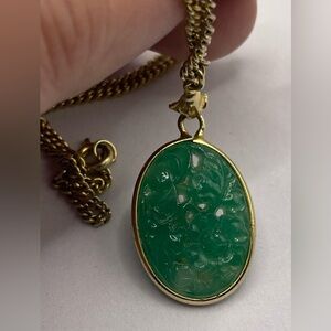 Vintage Gold Tone Necklace Floral Design Bezel Set Open Back Carved Green Stone